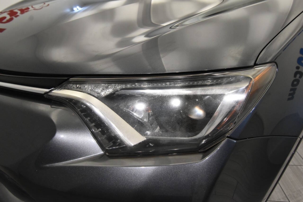 2018 Toyota RAV4 Hybrid LE, Gray, Mileage: 88,022 - photo 7