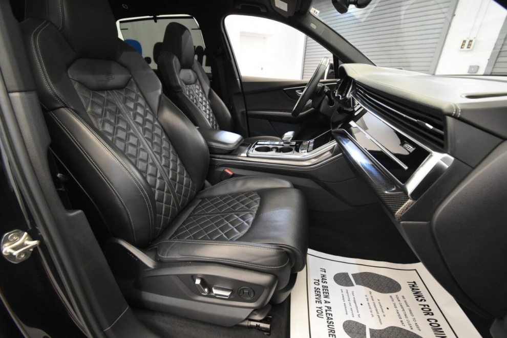 2021 Audi SQ7 4.0T quattro Premium Plus AWD 4dr SUV, Black, Mileage: 97,059 - photo 18