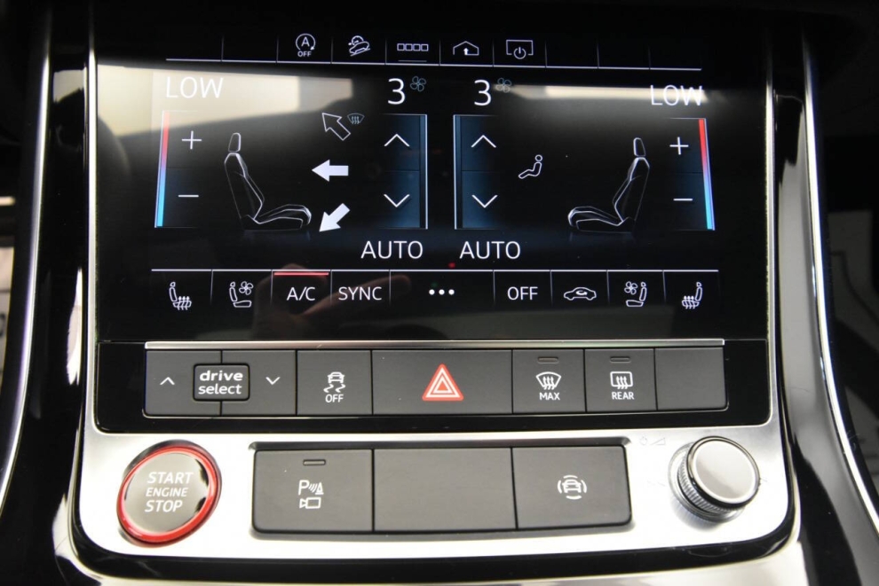 2021 Audi SQ7 4.0T quattro Premium Plus AWD 4dr SUV, Black, Mileage: 97,059 - photo 25