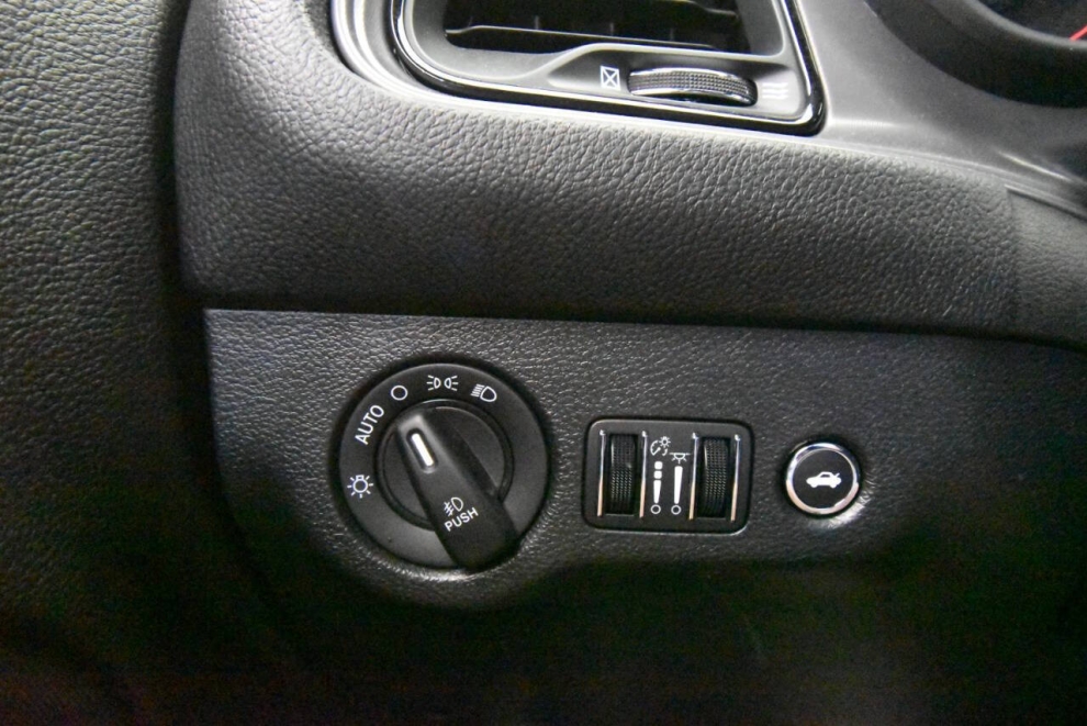 2023 Dodge Challenger SXT 2dr Coupe, Blue, Mileage: 13,946 - photo 23