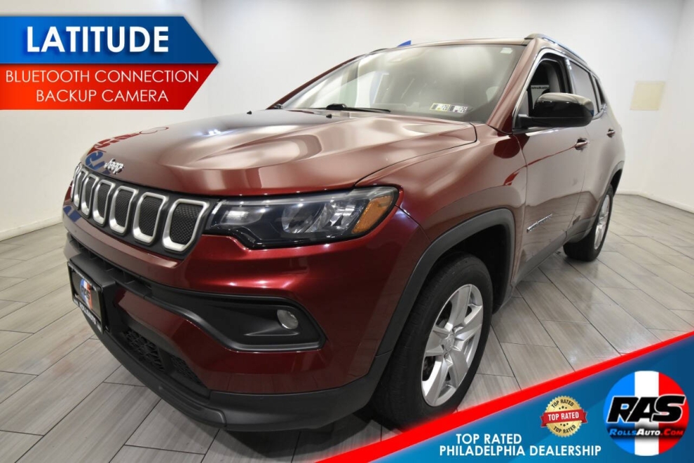 2022 Jeep Compass Latitude, Red, Mileage: 45,097 