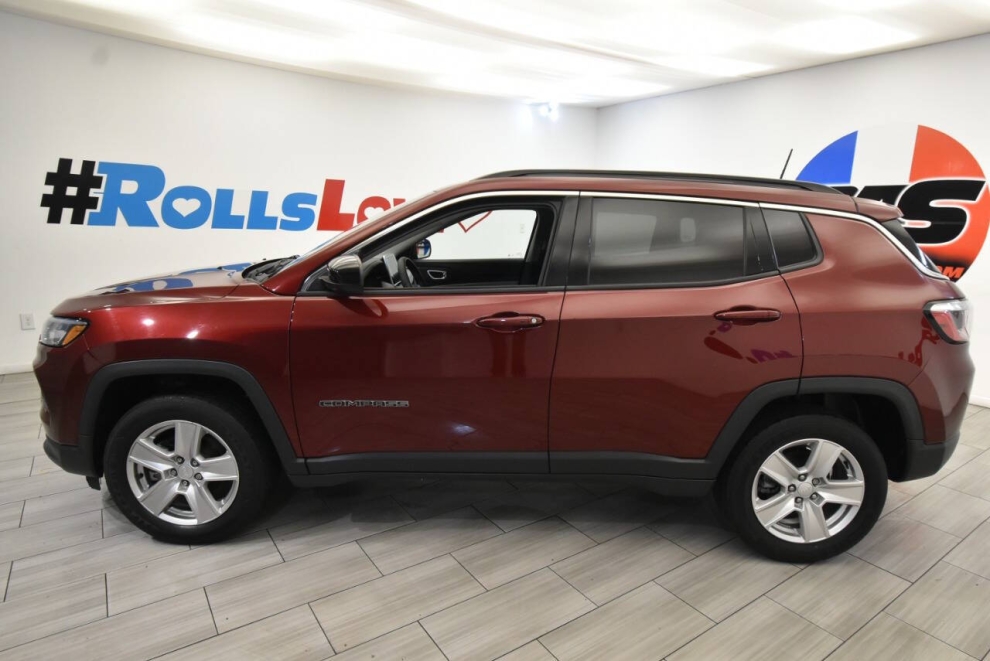 2022 Jeep Compass Latitude, Red, Mileage: 45,097 - photo 1
