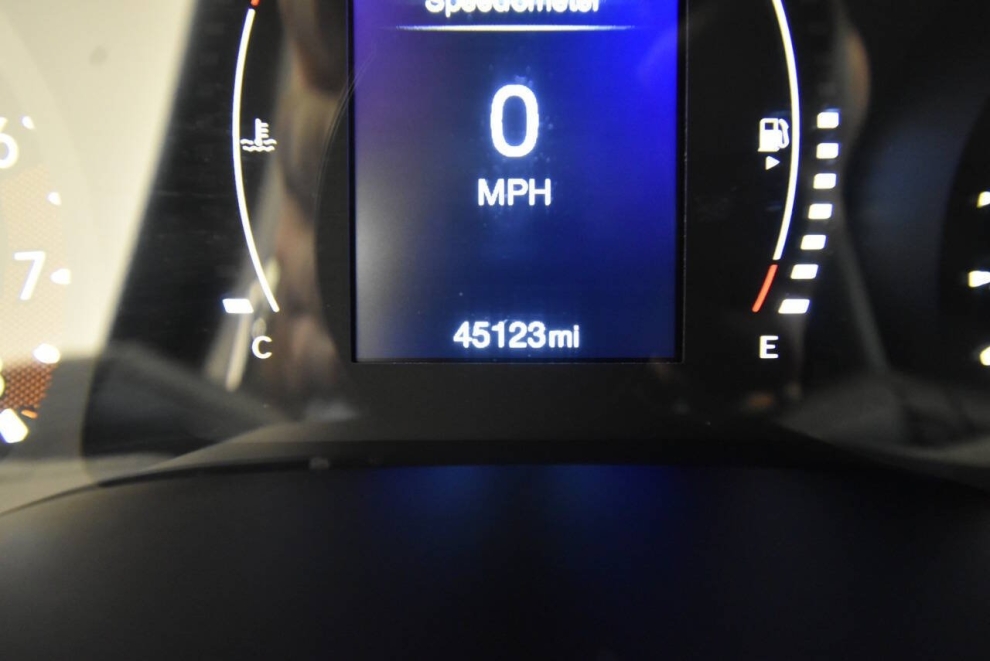 2022 Jeep Compass Latitude, Red, Mileage: 45,097 - photo 21