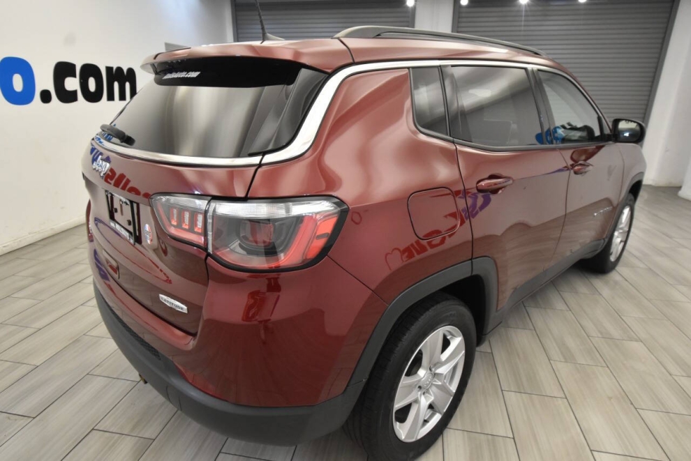 2022 Jeep Compass Latitude, Red, Mileage: 45,097 - photo 4