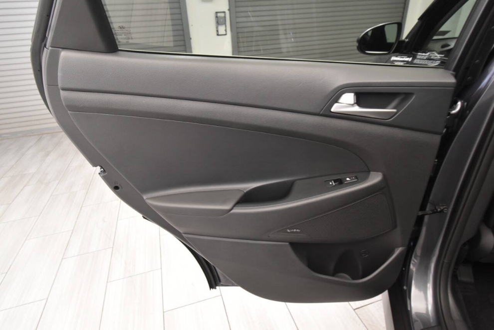 2019 Hyundai Tucson Ultimate, Gray, Mileage: 59,147 - photo 13