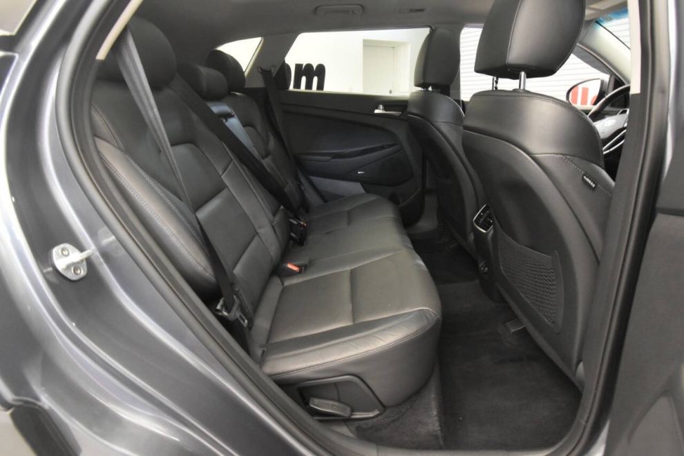 2019 Hyundai Tucson Ultimate, Gray, Mileage: 59,147 - photo 16