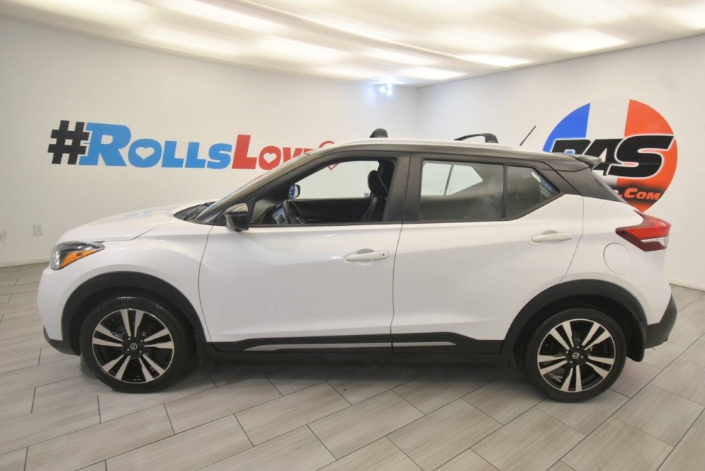 2020 Nissan Kicks SR 4dr Crossover, White, Mileage: 67,871 - photo 1