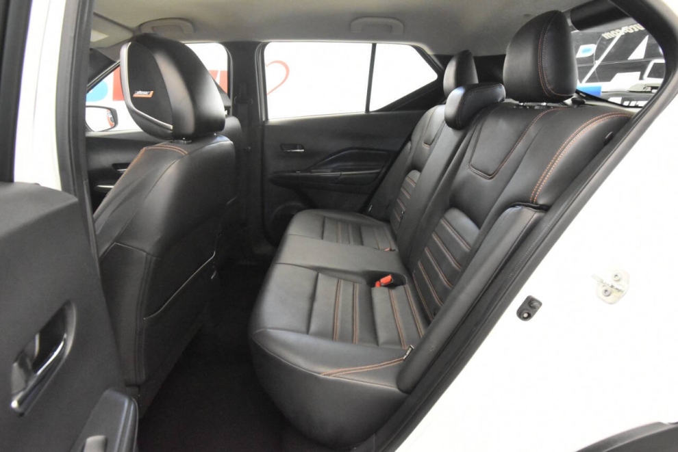 2020 Nissan Kicks SR 4dr Crossover, White, Mileage: 67,871 - photo 12