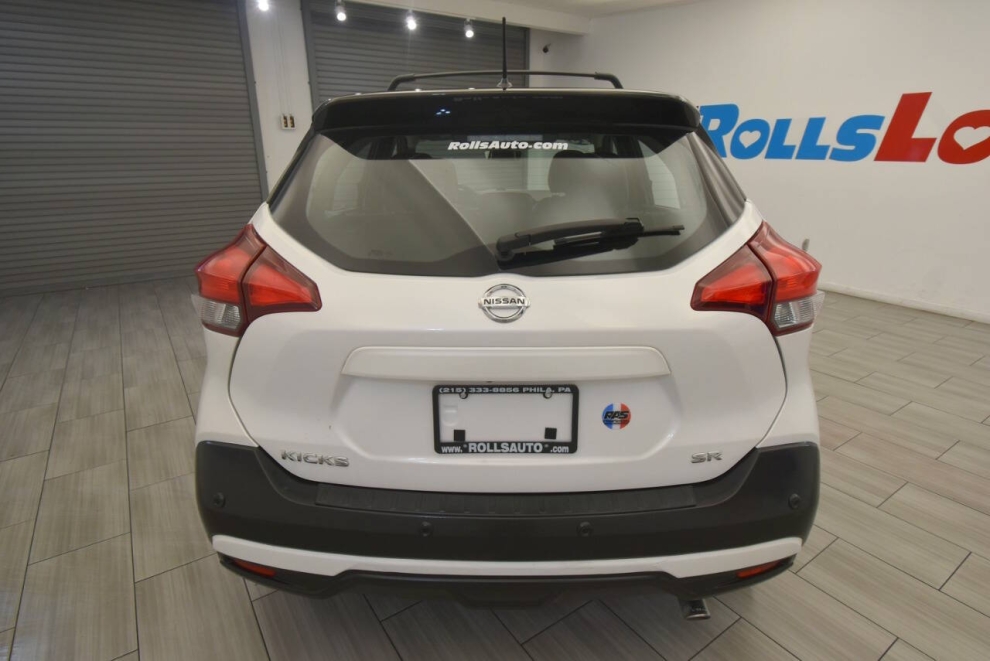 2020 Nissan Kicks SR 4dr Crossover, White, Mileage: 67,871 - photo 3