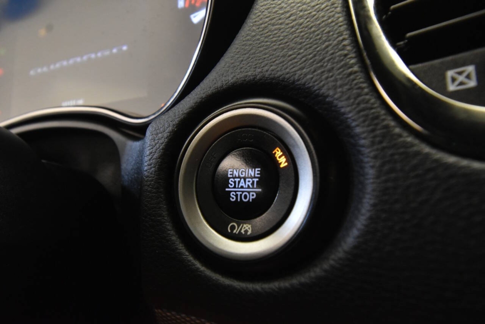 2020 Dodge Durango R/T AWD 4dr SUV, Negro, Mileage: 92,742 - photo 20