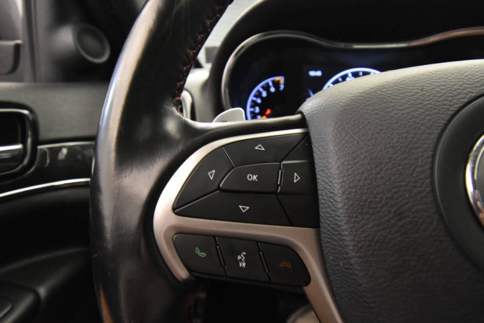 2021 Jeep Grand Cherokee Trailhawk 4x4 4dr SUV, Gray, Mileage: 108,043 - photo 21