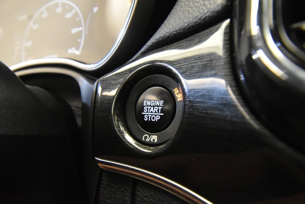 2021 Jeep Grand Cherokee Trailhawk 4x4 4dr SUV, Gray, Mileage: 108,043 - photo 24