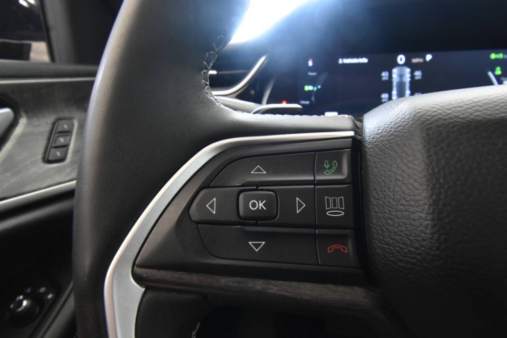 2023 Jeep Grand Cherokee 4XE, White, Mileage: 41,520 - photo 26