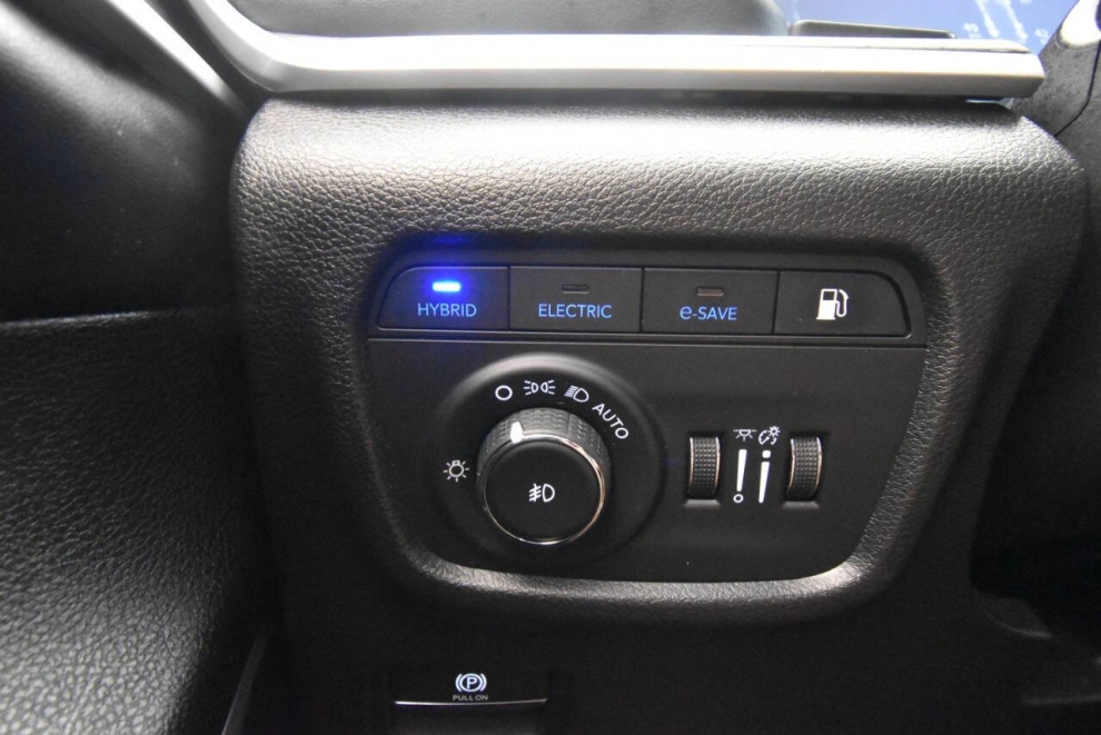 2023 Jeep Grand Cherokee 4XE, White, Mileage: 41,520 - photo 29