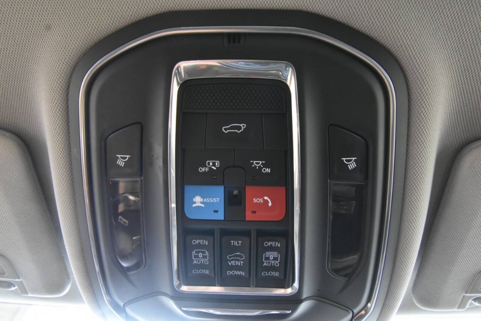 2023 Jeep Grand Cherokee 4XE, White, Mileage: 41,520 - photo 31