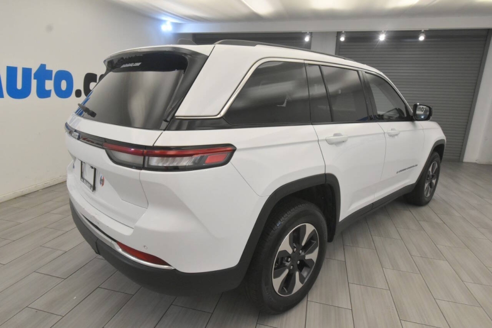 2023 Jeep Grand Cherokee 4XE, White, Mileage: 41,520 - photo 4