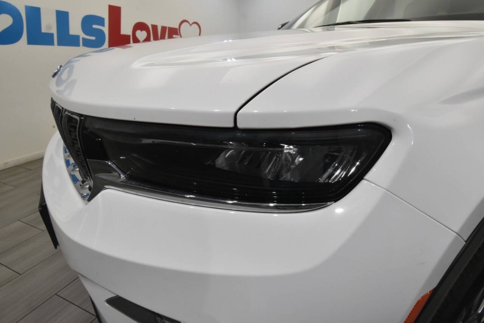 2023 Jeep Grand Cherokee 4XE, White, Mileage: 41,520 - photo 7