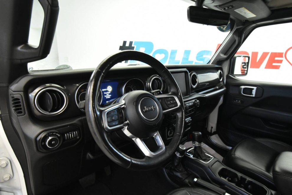 2019 Jeep Wrangler Unlimited Sahara, White, Mileage: 96,141 - photo 10