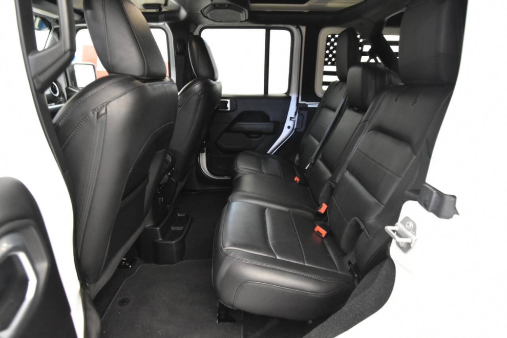 2019 Jeep Wrangler Unlimited Sahara, White, Mileage: 96,141 - photo 12