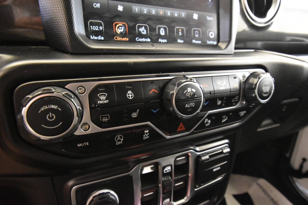 2019 Jeep Wrangler Unlimited Sahara, White, Mileage: 96,141 - photo 26