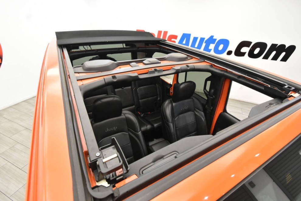2019 Jeep Wrangler Unlimited Moab, Orange, Mileage: 54,511 - photo 19