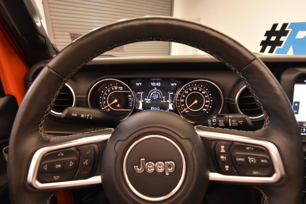 2019 Jeep Wrangler Unlimited Moab, Orange, Mileage: 54,511 - photo 26