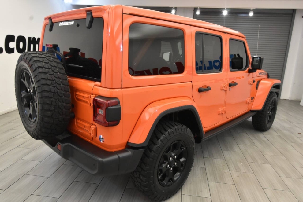 2019 Jeep Wrangler Unlimited Moab, Orange, Mileage: 54,511 - photo 4