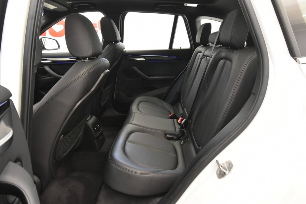 2021 BMW X1 xDrive28i AWD 4dr Sports Activity Vehicle, White, Mileage: 82,688 - photo 12