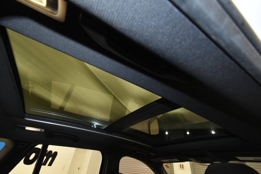 2021 BMW X1 xDrive28i AWD 4dr Sports Activity Vehicle, White, Mileage: 82,688 - photo 17