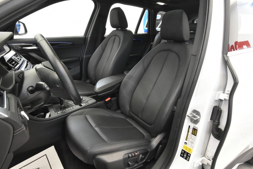 2021 BMW X1 xDrive28i AWD 4dr Sports Activity Vehicle, White, Mileage: 82,688 - photo 9