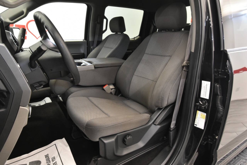 2020 Ford F-150 XLT, Black, Mileage: 66,995 - photo 10