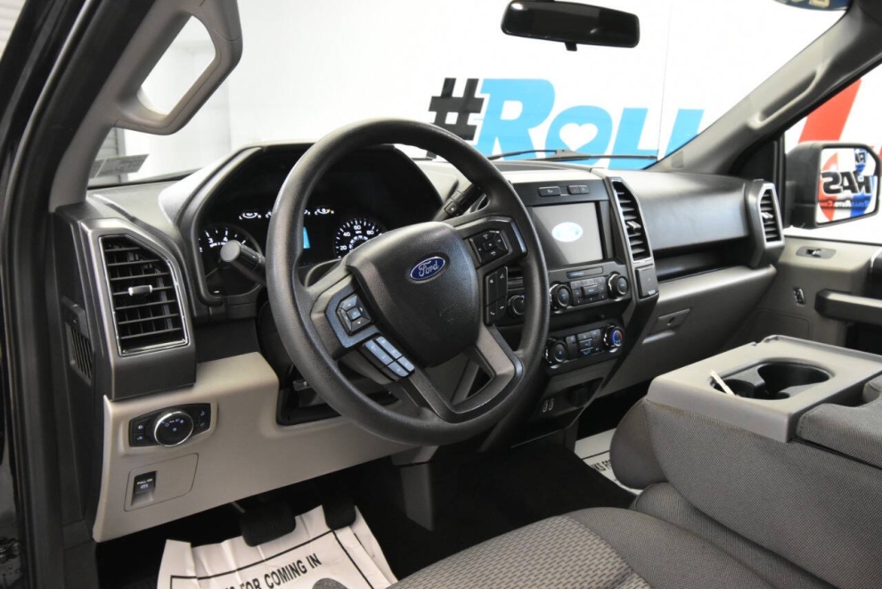 2020 Ford F-150 XLT, Black, Mileage: 66,995 - photo 11
