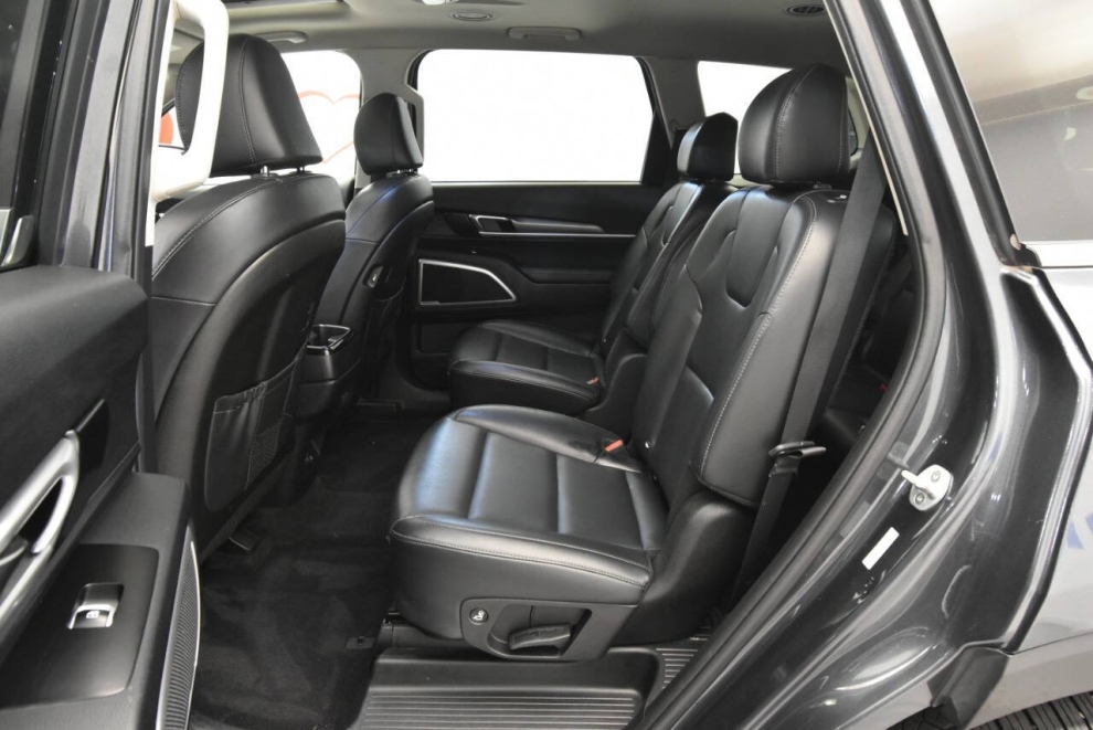2020 Kia Telluride S AWD 4dr SUV, Gray, Mileage: 97,796 - photo 12