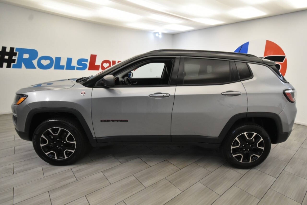 2020 Jeep Compass Trailhawk 4x4 4dr SUV, Silver, Mileage: 94,412 - photo 1
