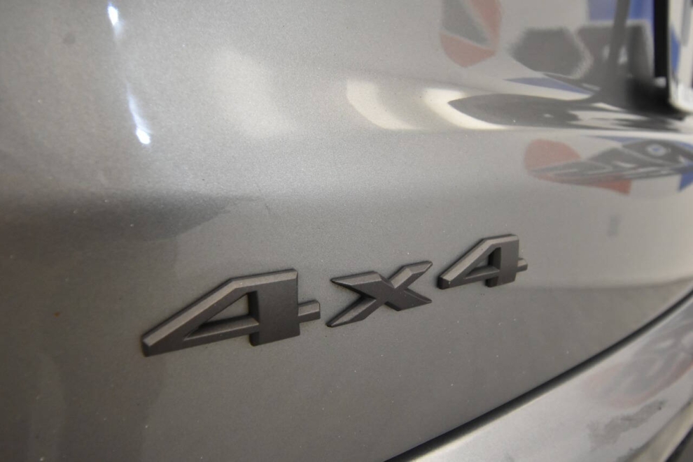 2020 Jeep Compass Trailhawk 4x4 4dr SUV, Silver, Mileage: 94,412 - photo 30