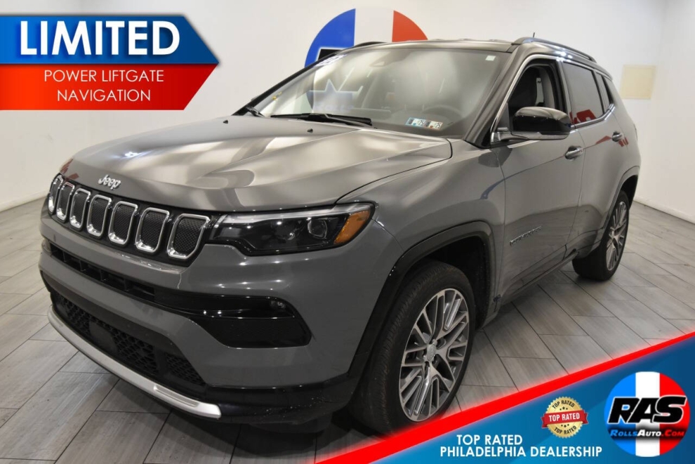 2022 Jeep Compass Limited, Gray, Mileage: 29,678 