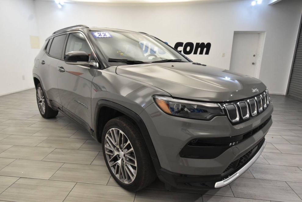 2022 Jeep Compass Limited, Gray, Mileage: 29,678 - photo 6