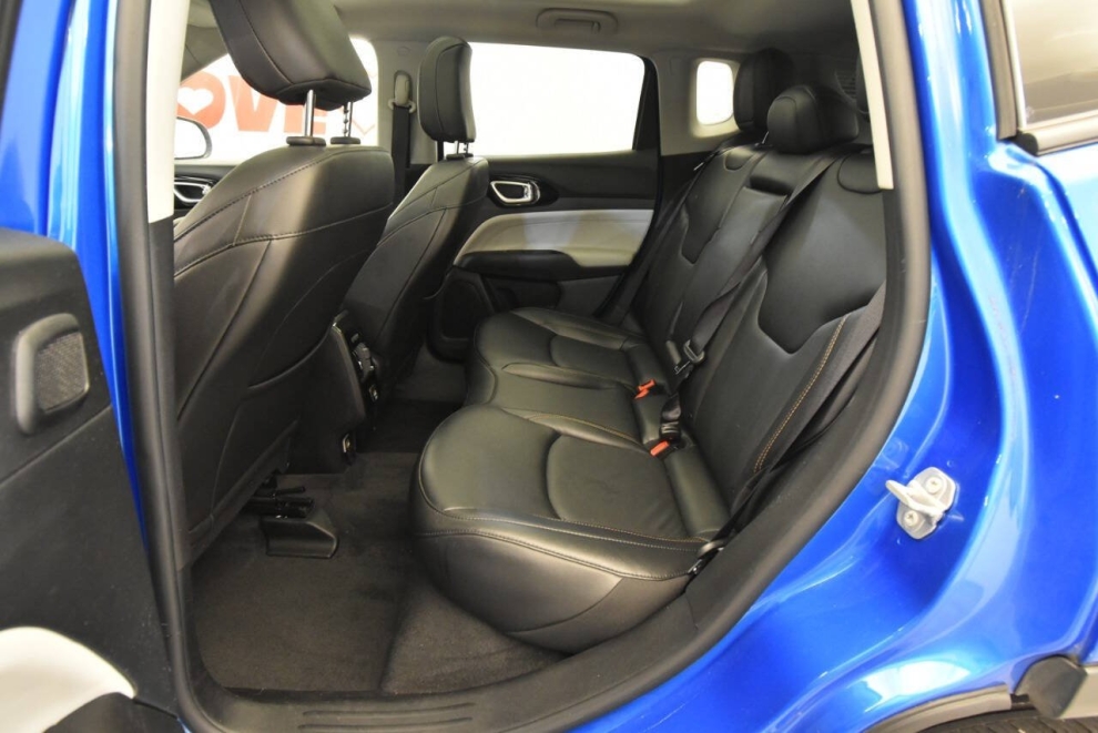 2022 Jeep Compass Limited, Blue, Mileage: 28,325 - photo 12