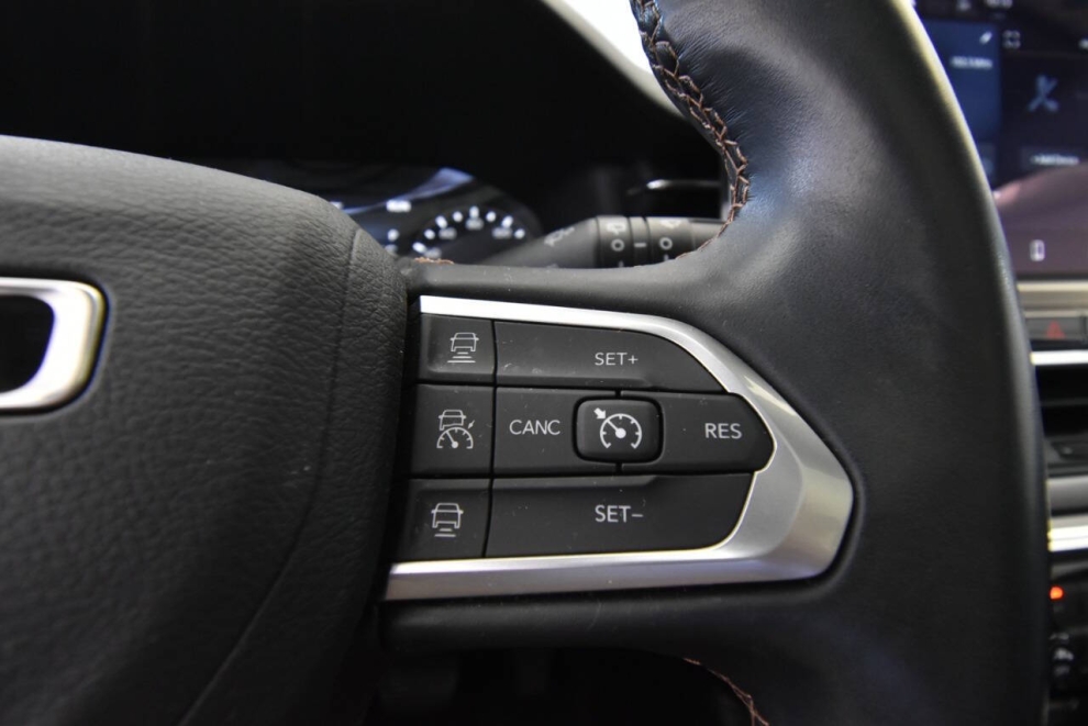 2022 Jeep Compass Limited, Blue, Mileage: 28,325 - photo 26
