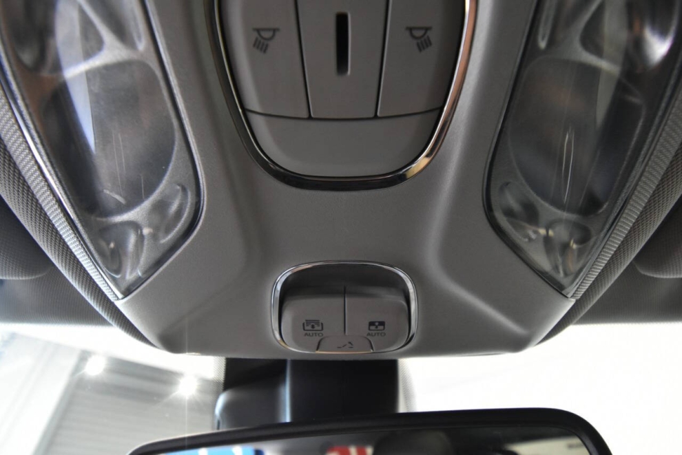 2022 Jeep Compass Limited, Blue, Mileage: 28,325 - photo 30