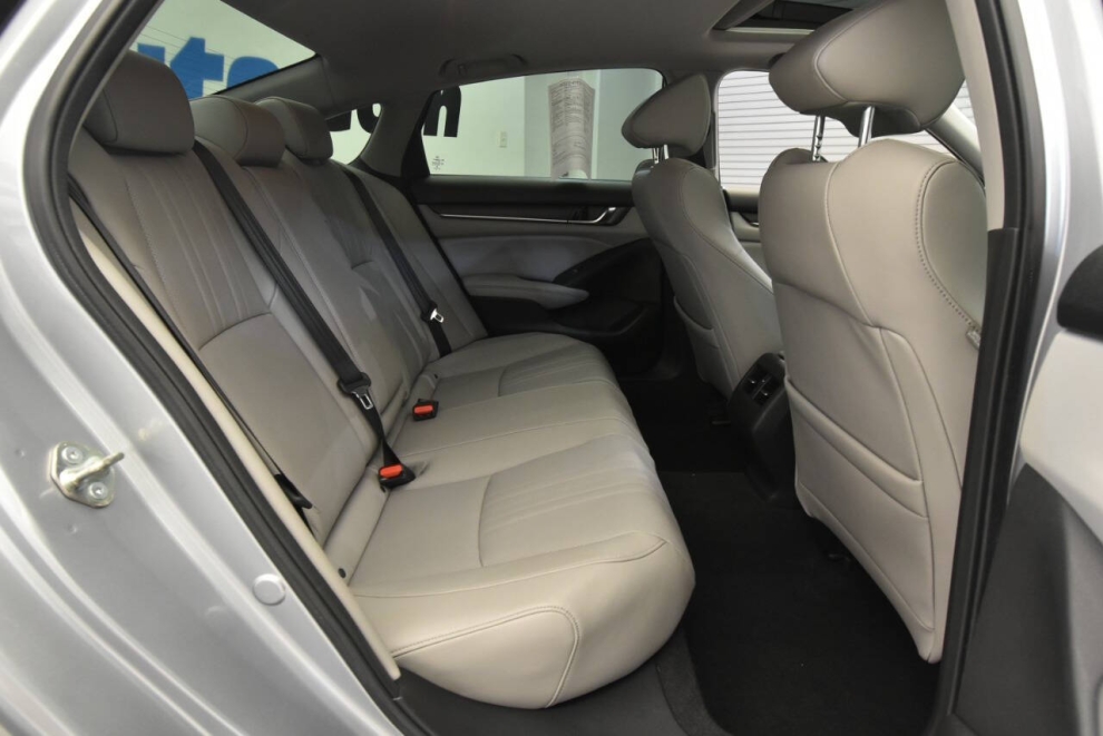 2020 Honda Accord Hybrid EX L 4dr Sedan, Silver, Mileage: 48,432 - photo 14