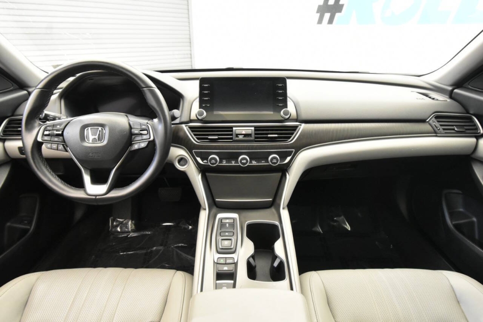 2020 Honda Accord Hybrid EX L 4dr Sedan, Silver, Mileage: 48,432 - photo 15