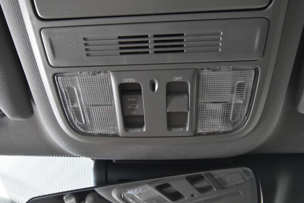 2020 Honda Accord Hybrid EX L 4dr Sedan, Silver, Mileage: 48,432 - photo 29