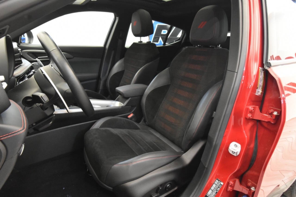 2024 Dodge Hornet R/T Plus AWD 4dr Crossover, Red, Mileage: 2,544 - photo 10