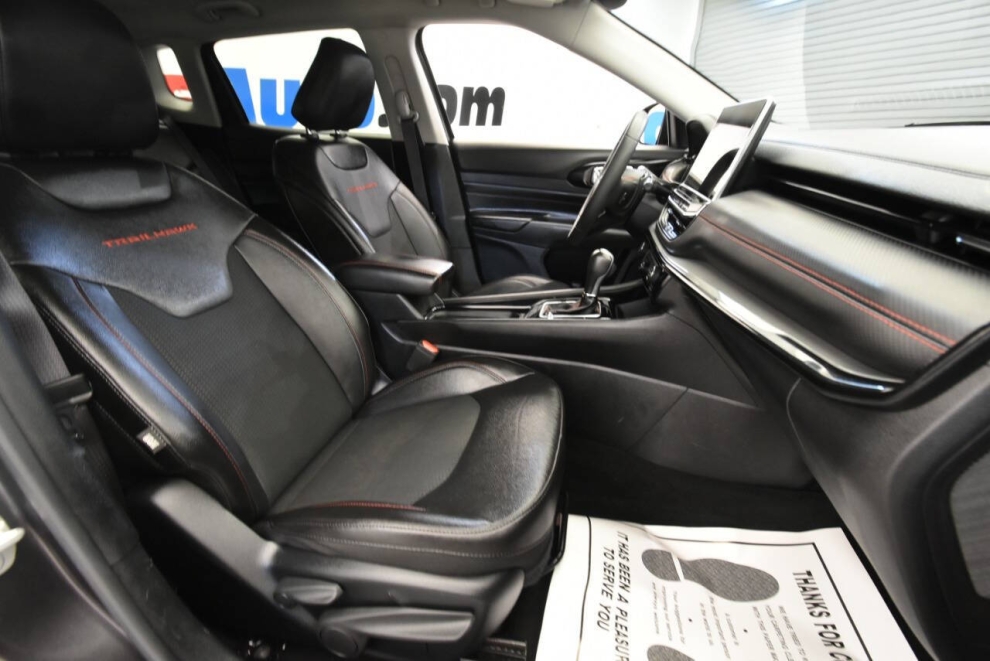 2022 Jeep Compass Trailhawk 4x4 4dr SUV, Gray, Mileage: 31,573 - photo 15