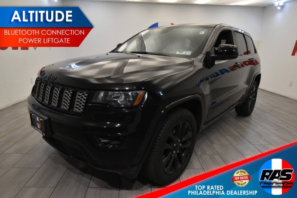 2018 Jeep Grand Cherokee Altitude, Black, Mileage: 80,084 