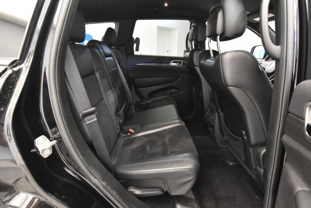 2018 Jeep Grand Cherokee Altitude, Black, Mileage: 80,084 - photo 15
