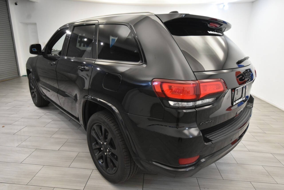2018 Jeep Grand Cherokee Altitude, Black, Mileage: 80,084 - photo 2