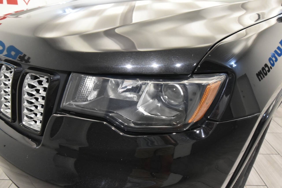 2018 Jeep Grand Cherokee Altitude, Black, Mileage: 80,084 - photo 7