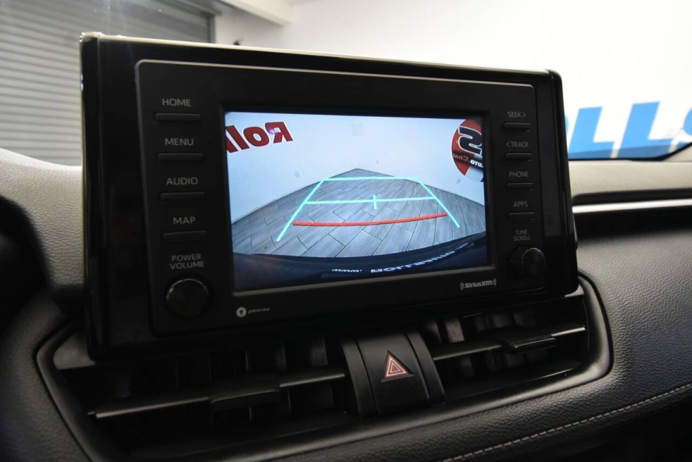 2021 Toyota RAV4 XLE AWD 4dr SUV, Gray, Mileage: 88,371 - photo 22
